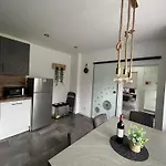 Dadi דירה הרמגור